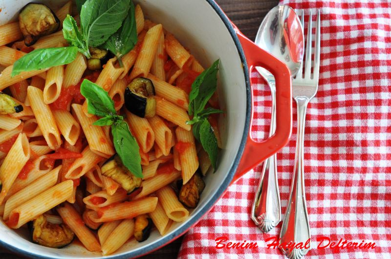 Patlıcanlı penne 4