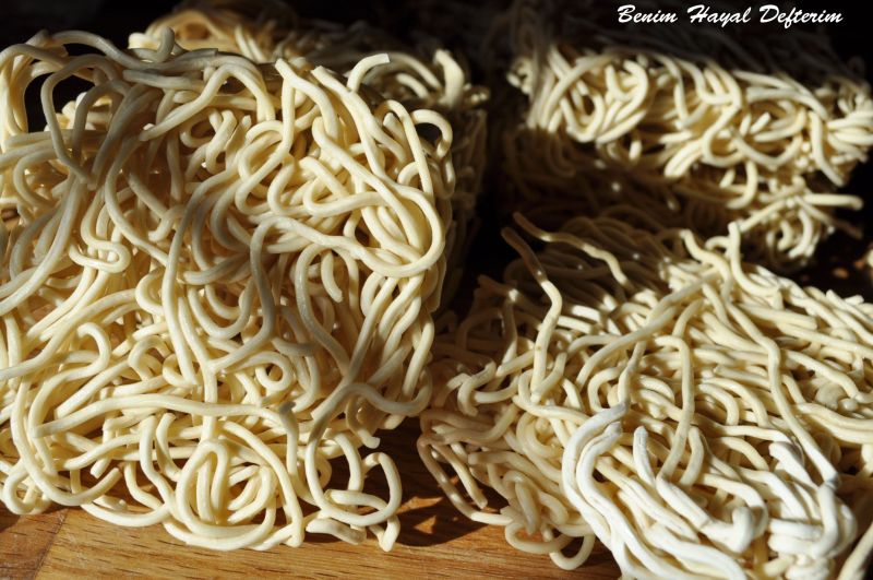 Sebzeli noodle 2