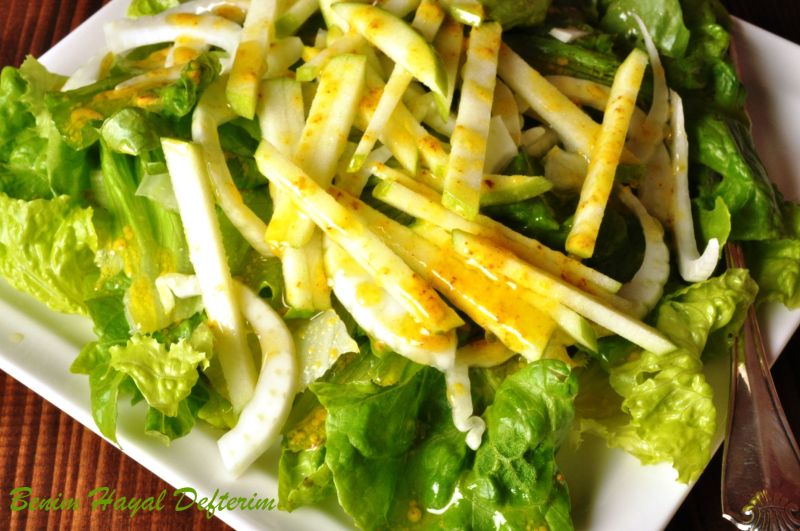 Rezeneli elmalı salata